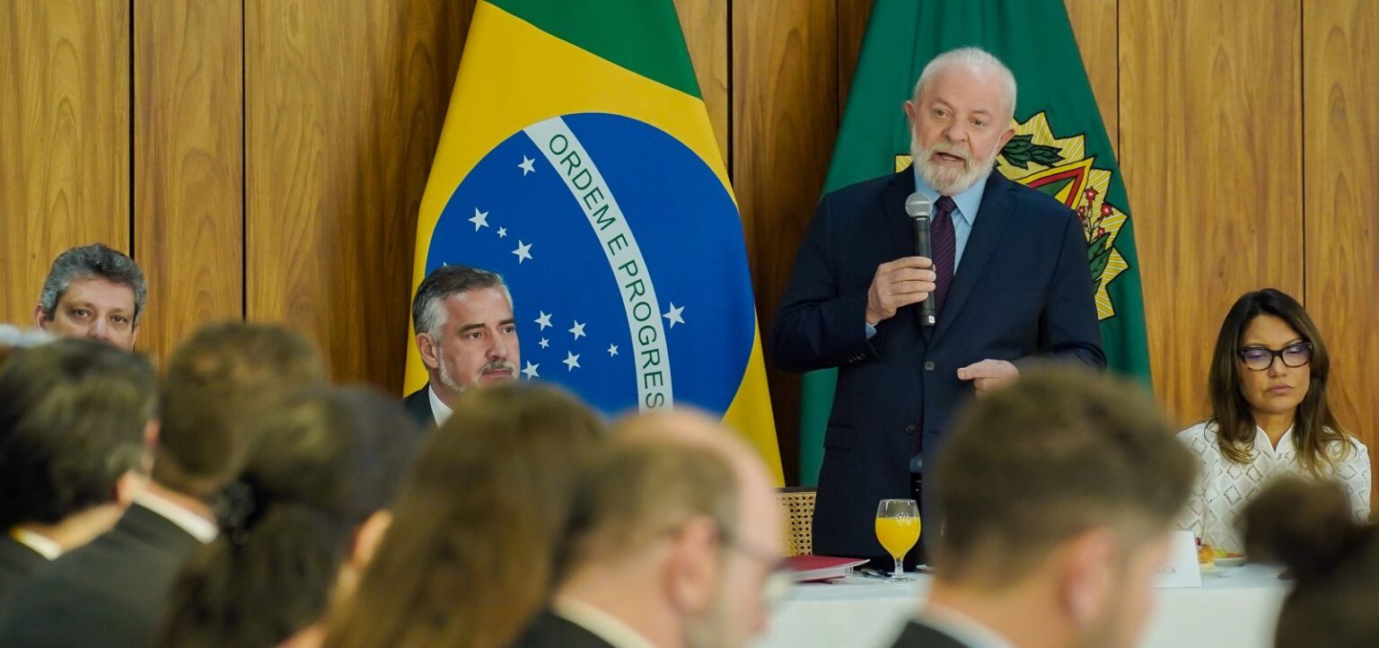 Lula contraria Haddad e diz que meta fiscal ‘dificilmente será zero’