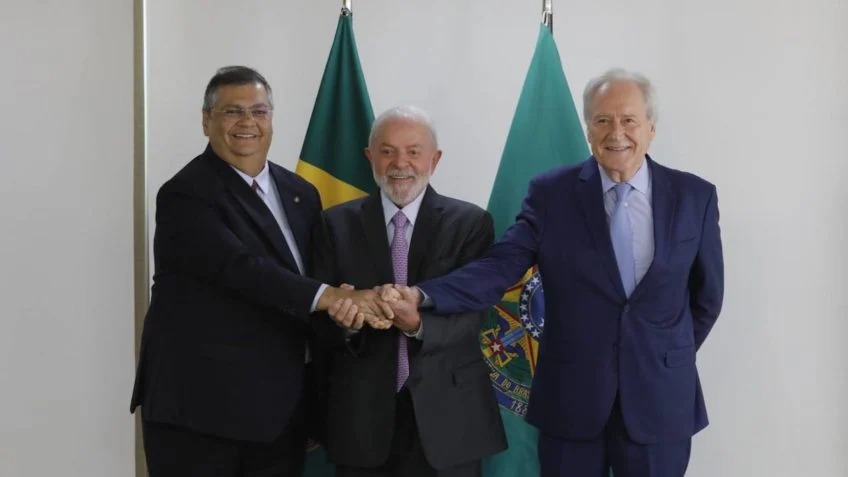 Lewandowski assumirá Ministério da Justiça em fevereiro, anuncia Lula