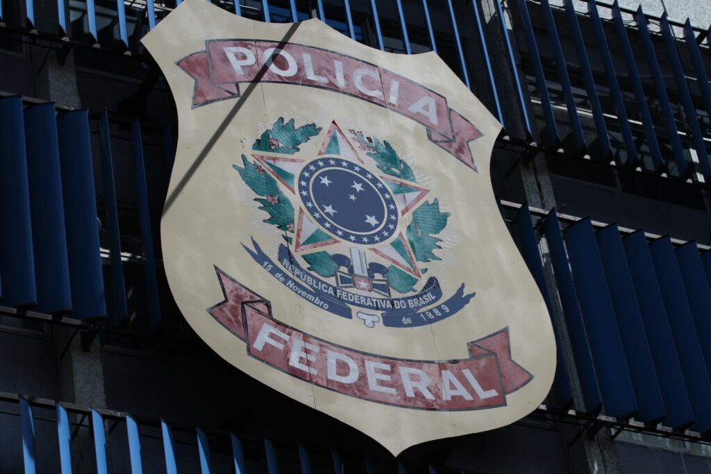 Brasil cai dez posições no ranking da percepção da corrupção; relatório critica gestões Bolsonaro e Lula