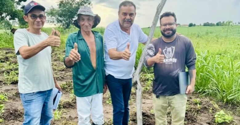 Totó Ribeiro anuncia implantação de novo poço artesiano para beneficiar comunidade, em Curral de Cima