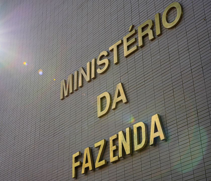 Ministério da Fazenda estima alíquota de 26,5% nos impostos sobre o consumo, uma das maiores do mundo
