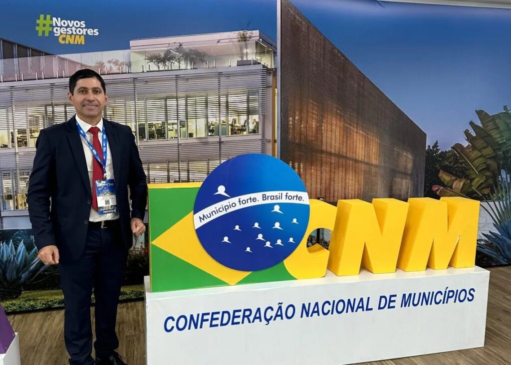 Helhinho Souza participa de Seminário Novos Gestores em Brasília e reforça compromisso com o desenvolvimento de Cuité de Mamanguape