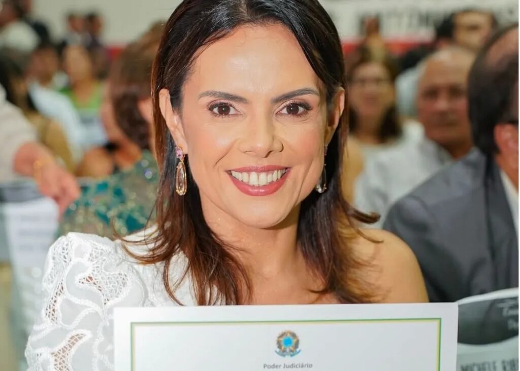 Michele Ribeiro é diplomada e reforça compromisso com o desenvolvimento de Pedro Régis