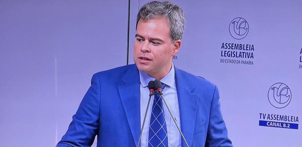 Governo da Paraíba publica regularização do cursos técnicos, atendendo cobrança do deputado George Morais