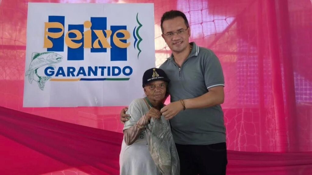 Distribuição de 8 toneladas de Peixes marca uma Semana Santa solidária em Itapororoca