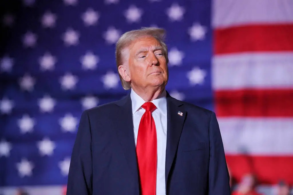 Trump diz que vai impor tarifa de 50% sobre a União Europeia a partir de junho